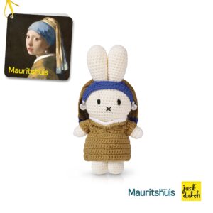 nijntje handmade en haar meisje met de parel outfit