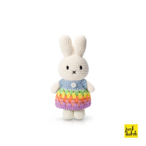 nijntje handmade en haar pastel regenboog jurk