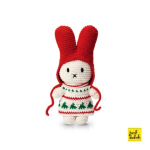nijntje handmade en haar kerstjurk + rode muts