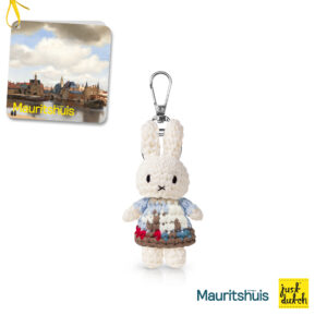 nijntje handmade gezicht op delft sleutelhanger